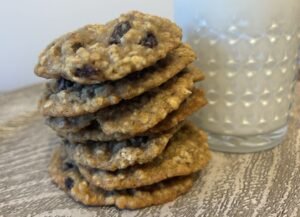 Apple Cinnamon Oatmeal Cookies, Soft and Chewy